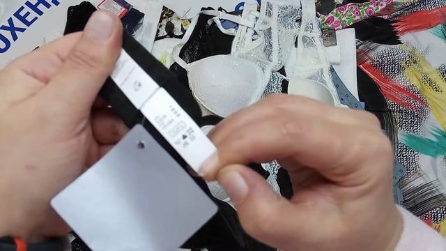 Мешок №26117. Подиумное белье СТОК. Кол-во 45 ед. (по факту больше) цена 230 р/ед смотреть онлайн