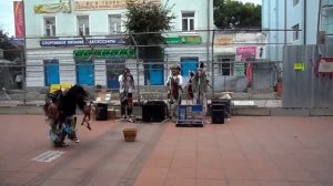 Настоящие индейцы в Твери из Эквадора 'Камуэндо Марка'
