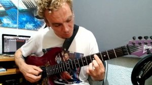 ЛУЧ СОЛНЦА ЗОЛОТОГО КРАСИВО НА ГИТАРЕ