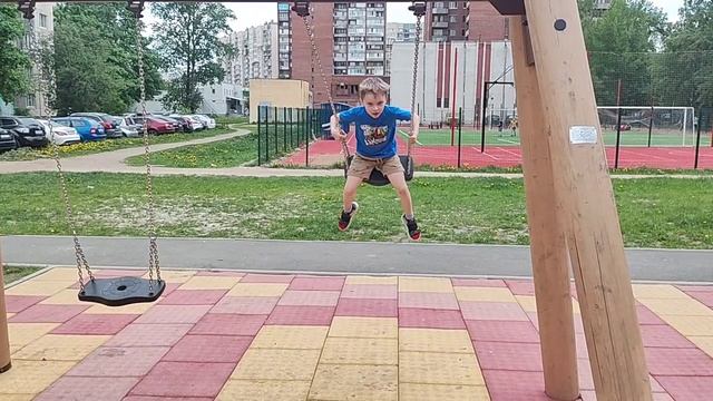 Качели смотреть онлайн