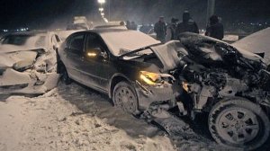 Авари и ДТП на ЗИМНЕЙ дороге торопыги и водятлы за рулем