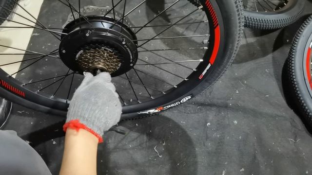 New design electric bicycle for Adults 26 inch 250W Motor Lithium Battery electric mountain bike смотреть онлайн