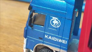 Модель KDW "Лесовоз", Фура для перевозки брёвен 1:50. Металл.
И Каток KDW