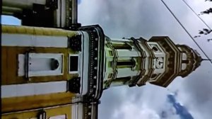 Бій курантів греко-католицькому кафедральному соборі. Ужгород