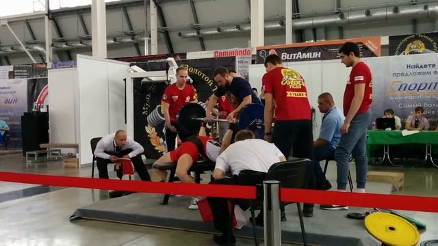 ЗОЛОТОЙ ТИГР - 8 .Мартин Артем. вк до 67,5. юноши 16-17 лет. жим 115 кг смотреть онлайн