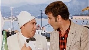 500 рублей могут спасти гиганта мысли   А 200 рублей не могут спасти гиганта мысли    12 стульев