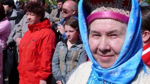 Следы на земле гот.