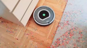 RoboVac Party#17: Neato XV vs Roomba 600/700 series 🥳 (special request of @MandrakeRoomba )