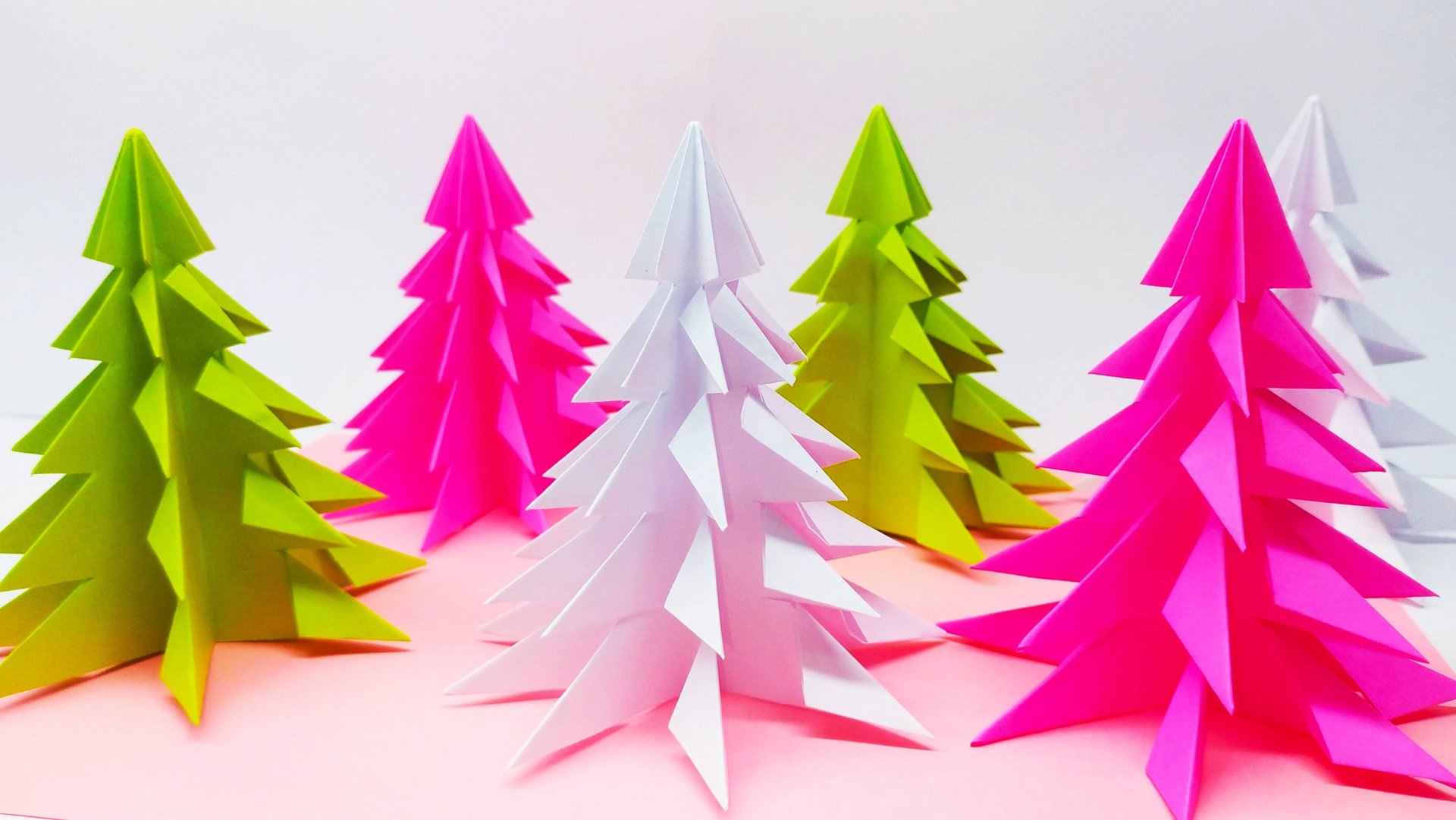 Елка из бумаги своими руками. На новый год смотреть онлайн