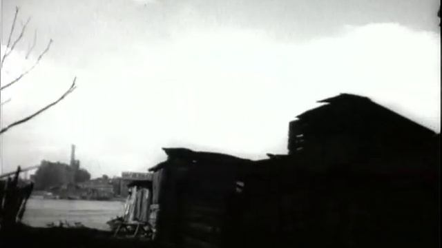 За фабричной заставой они были первыми смотреть онлайн