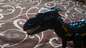 Рычание Индораптора .