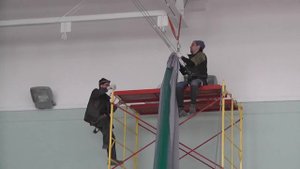 Горизонтальная система деления зала с электроприводом