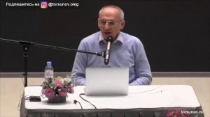 Женщина не переносит мужской строгости, мужчина не может терпеть женские эмоции (Торсунов О. Г.)