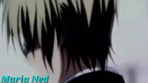 Аниме клип а он тебя целует