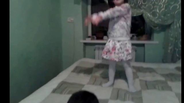 Грибы - тает лёд Танцуем смотреть онлайн