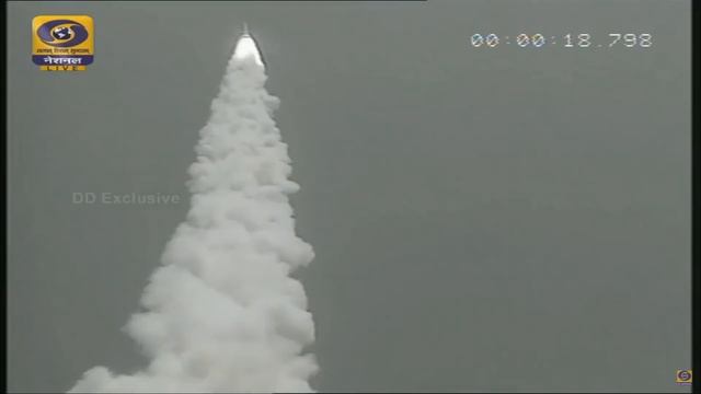 Момент старта РН PSLV (CartoSat 2D & 103 наноспутника) смотреть онлайн