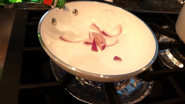 VEGAN BBQ PULLED 'PORK' SANDWICH | Quick & Easy | Clean & Healthy | Tyler Health смотреть онлайн