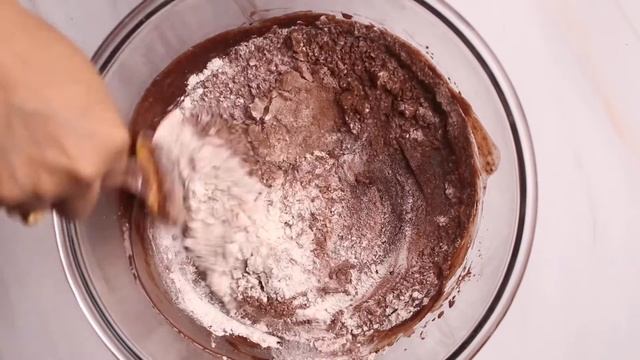 How to make Moist Eggless Choco truffle cupcakes смотреть онлайн