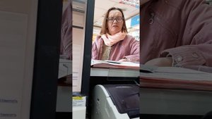 БАБКА ПОД ГРИБАМИ