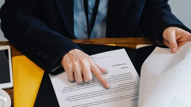 The Many Hats of Business Analysis: Exploring diverse project types
