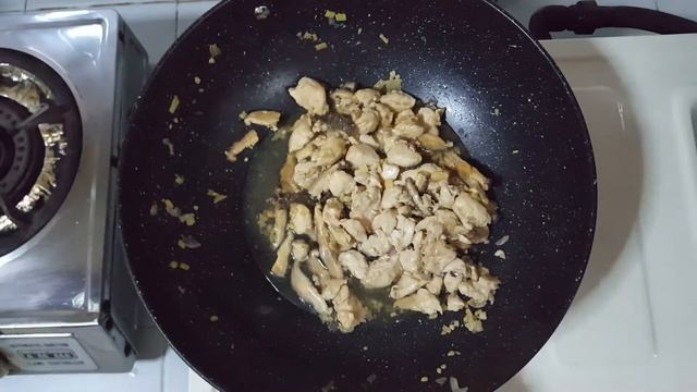 Steamed Chicken Rice (Nasi Tim Ayam/马来风格蒸鸡饭)