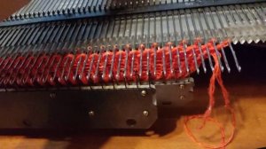 Носочки жаккардовые на вязальной машине Нева-5