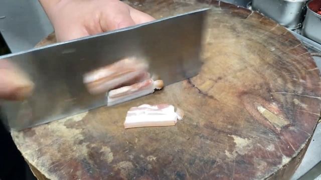 廚師長教你韭菜炒杏鮑菇家常做法，步驟詳細，鮮香入味比吃肉還香 【留意美食】#韭菜炒杏鮑菇 #韭菜炒杏鮑菇料理 #韭菜炒杏鮑菇食譜 #韭菜炒杏鮑菇的做法