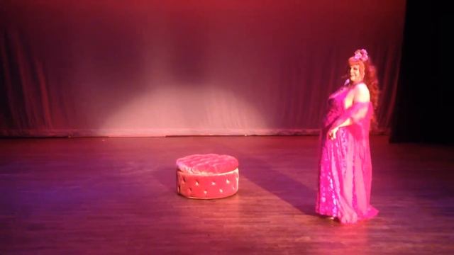 Bunny Wigglebottom "Savoy Truffle" Burlesque