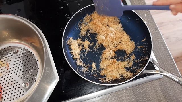 А вы пробовали самый популярный Дубайский шоколад с фисташковой пастой. #cooking #дубайскийшоколад смотреть онлайн