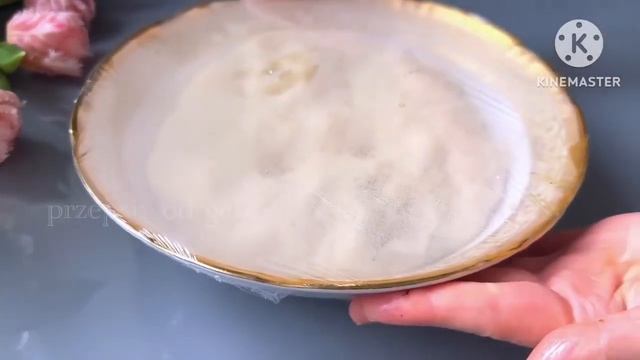 Всыпьте муку в кипящую сковороду с водой и они мгновенно станут деликатесом.ПОДРУЖКИ В ВОСТОРГЕ ОТ. смотреть онлайн