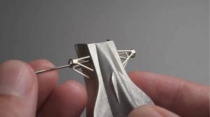 Мужчина построил гиперреалистичный гоночный автомобиль Формулы-1