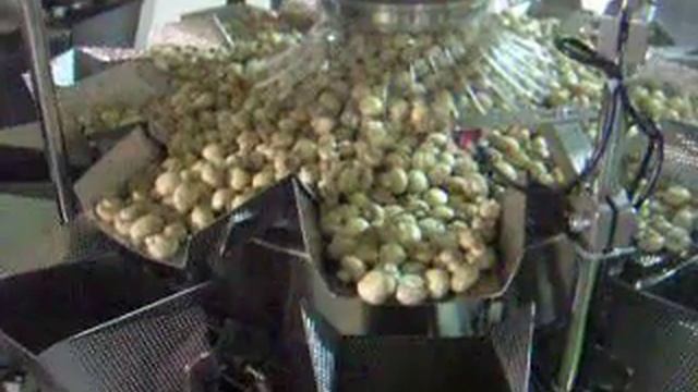 Дозирование шампиньонов на весовом дозаторе