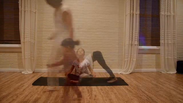 Yoga Nanda Kid's Yoga Series смотреть онлайн