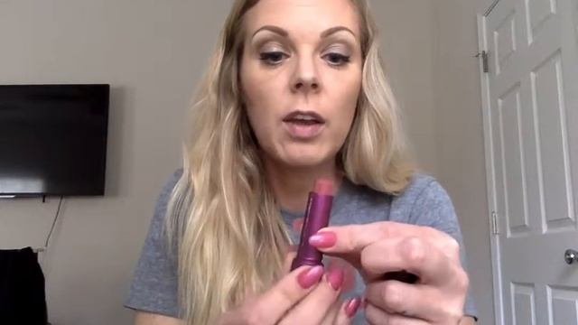 Unboxing Trendsetter Younique Collection смотреть онлайн