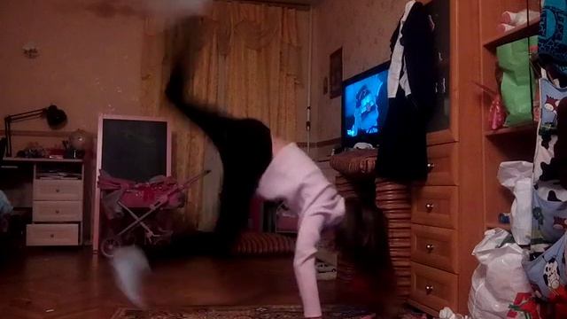 Как я делаю зарядку? Смотреть всем. смотреть онлайн