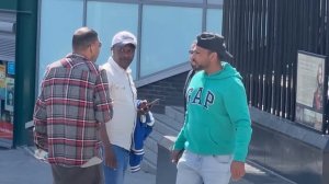 Сплю с незнакомцами #пранк #кринж