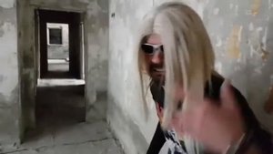 Роза Робот ностальгирует по общаге