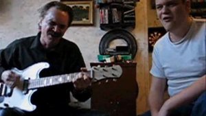 Владимир Лобанов - Возле дома твоего (2007 год, встреча со вторым гитаристом Сектора Газа)