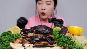 얼굴에 먹물 좀 묻히고 먹어야 맛나는 무늬오징어 통찜 리얼사운드 먹방 ASMR STEAMED BIGFIN REEF SQUID MUKBANG EATING SOUNDS | NAJIN