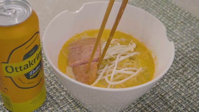 [초간단 레시피] 집에서 신라면으로 일본라멘(미소라멘) 만들기 가능~? смотреть онлайн