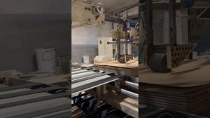 АВТОМАТИЧЕСКАЯ ЛИНИЯ ДЛЯ ПРОИЗВОДСТВА 4Х КЛАПАННОЙ ГОФРОТАРЫ VOLE 1228FG