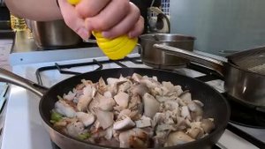 КУРИЦА В БЕЛОМ СОУСЕ Французский рецепт