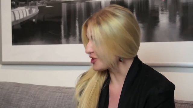 модель интервью смотреть онлайн