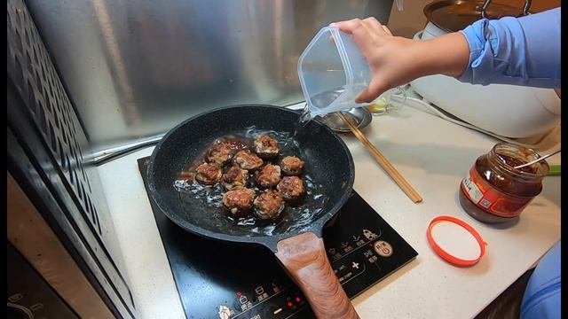 Into Fall: Chinese-Style Recipes for Mushrooms! смотреть онлайн