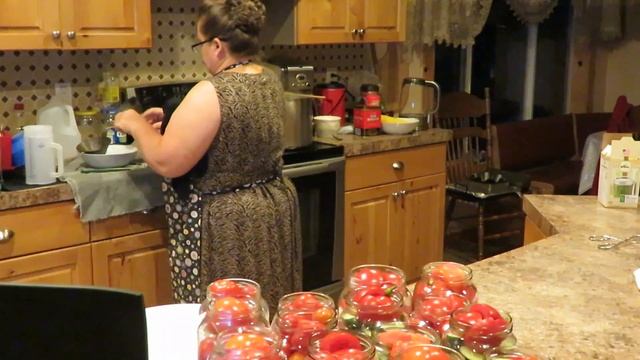 консервация ассорти...помидоры, огурцы смотреть онлайн