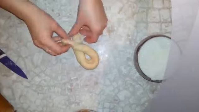 завитулька,оригинальное изделие из теста смотреть онлайн