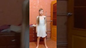 Танец под песню тает лёд