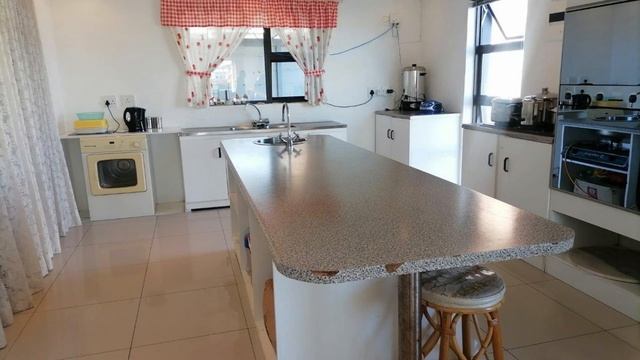 R 1,685,000 5 Bedroom House for sale in Pelican Heights, Cape Town
