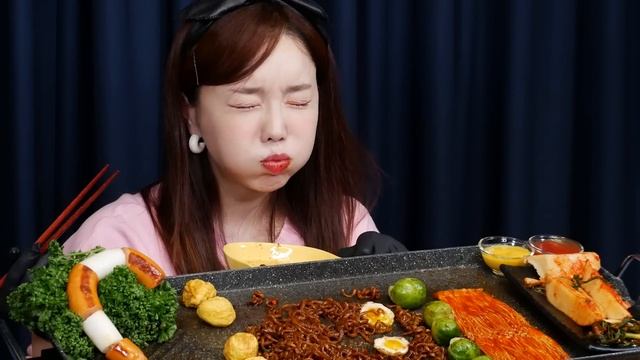 매콤 불닭팽이버섯 🔥 짜파게티  킬바사소세지 먹방 Spicy Enoki Mushrooms Shrimp Kielbasa Sausage Seafood Mukbang Ssoyoung