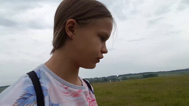 Я ЗАБЛУДИЛАСЬ В ЛЕСУ?! // Влог на природе, собираю ягоды. смотреть онлайн
